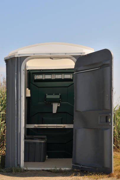 Best Portable restroom trailer rental  in Weldon, CA